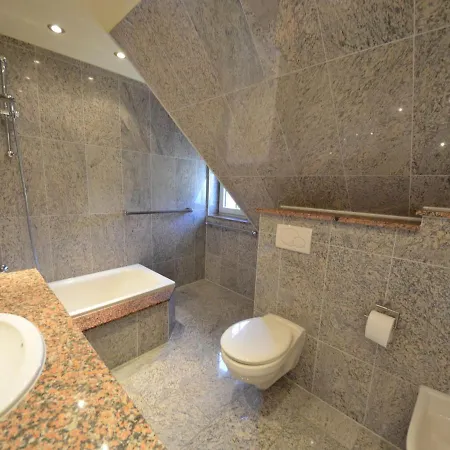 Sonnenkliff-3 By Interhome Groß Zicker